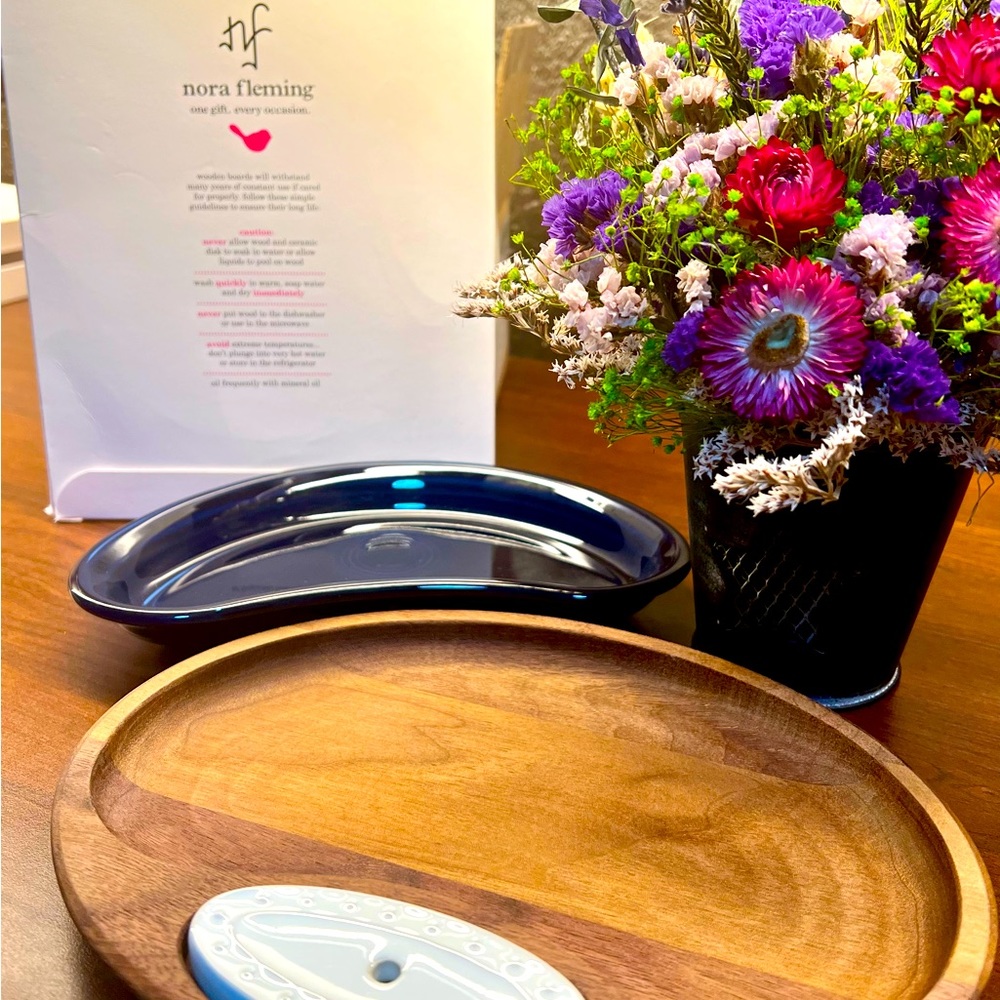🌸NWT - Nora Fleming Walnut Tidbit TOGETHER with Fiesta Bistro Crescent Plate!